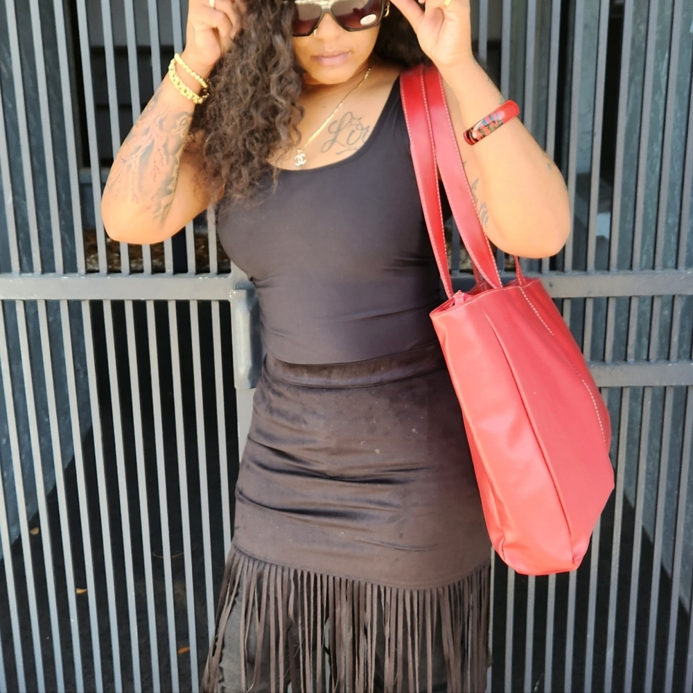 Large Purse - Picture 2 of 5